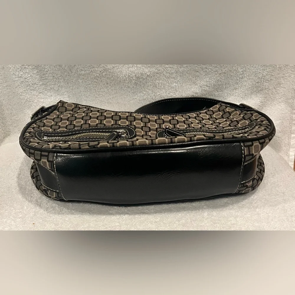 Cute nine West hobo bag